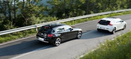 UTE NU: Unik duell mellan Volvo V40 och BMW 1-serie