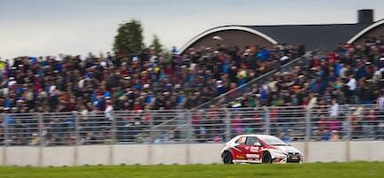 Honda har luft under vingarna i STCC