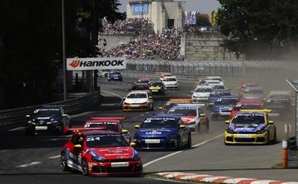 Vilket stjärnspäckat startfält!