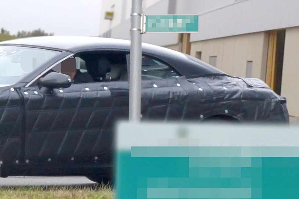 SPION: Ny Rolls Royce-utmanare från Mercedes