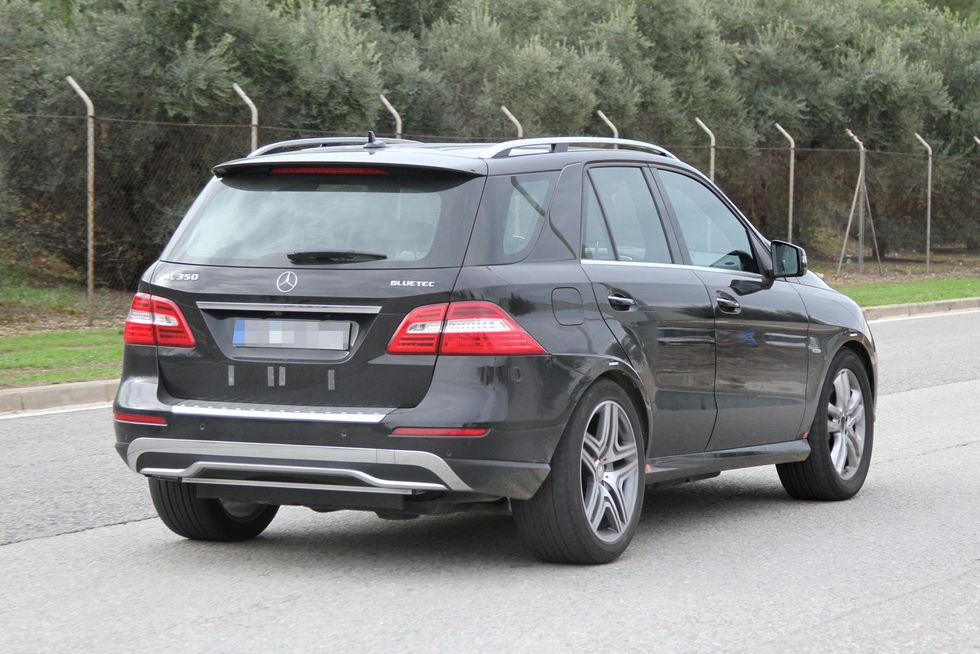 Spion: Mercedes BMW X6-utmanare