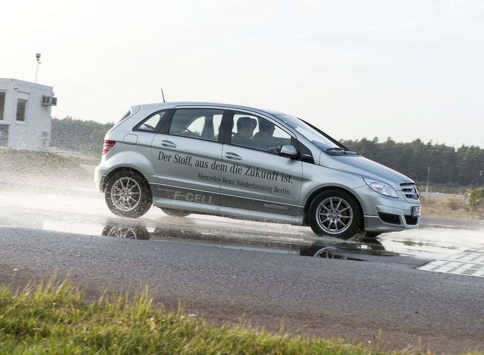 Mercedes, Renault, Nissan och Ford gör bränsleceller