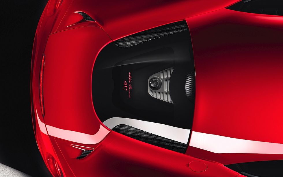 Alfa Romeo 4C – äntligen officiell