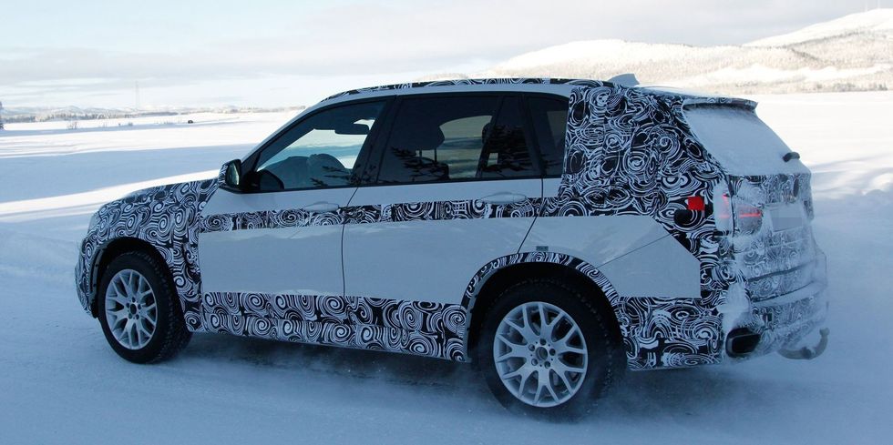 Unika bilder: Nästa BMW X5 närmar sig