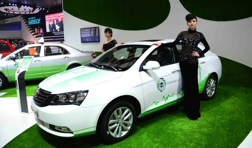 Volvos ägare storsatsar på elbilar