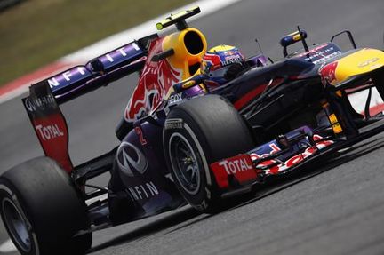 Spaniens GP: Röd tjur, svart häst eller silverpil?