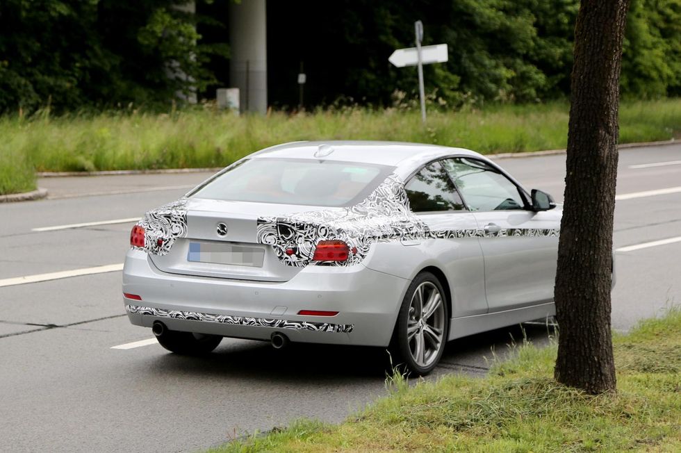 Nästan omaskerad BMW 4-serie Coupe