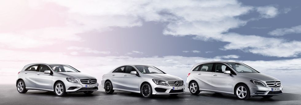 Mercedes fortsätter med framhjulsdrift