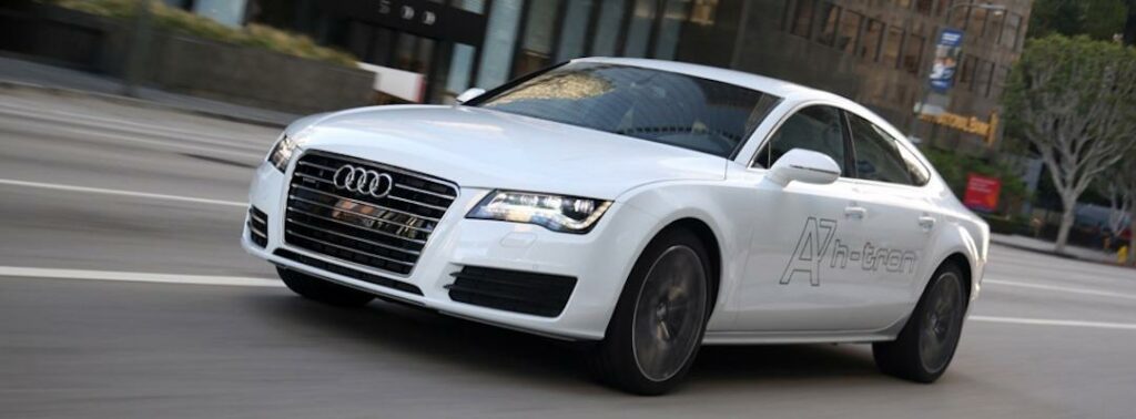 Audi A6 e-tron quattro (AI text)