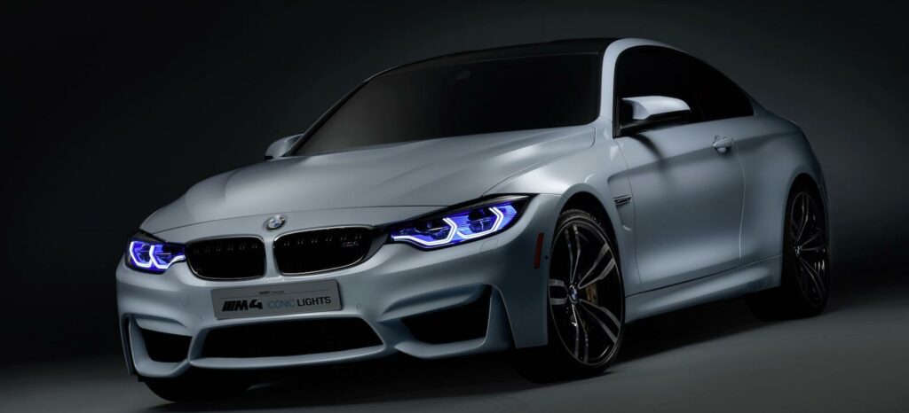 Laserljus ger BMW M4 en annorlunda profil och betydligt bättre ljus. Räckvidden för helljuset är på 600 meter, enligt BMW.