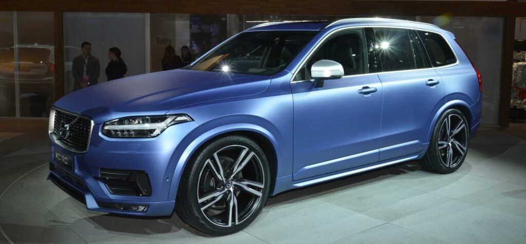 Såhär såg det ut när Volvo visade upp nya XC90 R-Design på Detroitsalongen. På bilmässan i Shanghai ryktas det nu om att Volvo ska visa upp en lyxversion – kanske med namnet Inscription.
