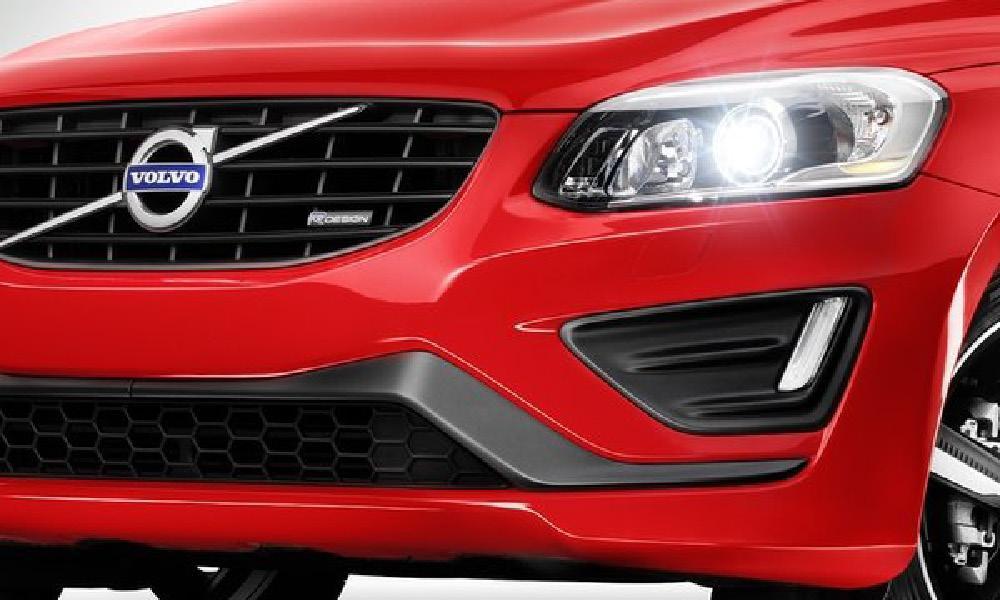 Volvo XC90 är en kompakt SUV. (AI text)