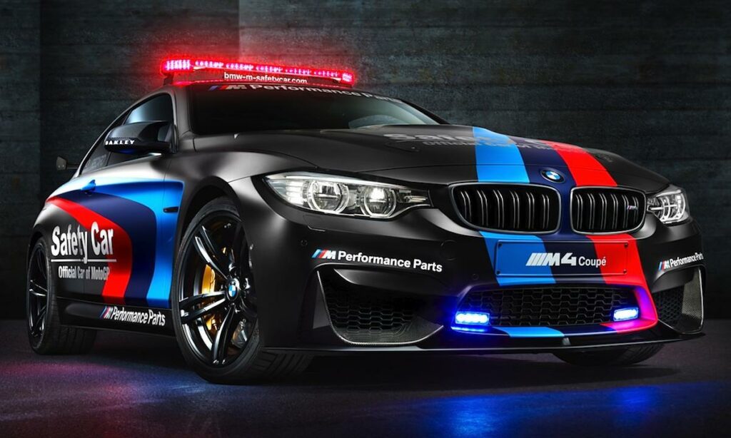 BMW M4-polisbil (AI text)