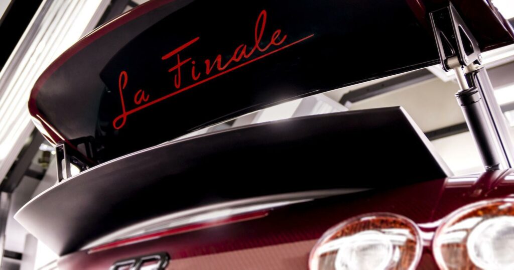 Trots ett pris på över 20 miljoner kronor blev Bugatti Veyron en enorm förlustaffär. Däremot fungerade den som varumärkesbyggare för hela koncernen. Sista exemplaret heter La Finale och visas upp på Genèvesalongen.