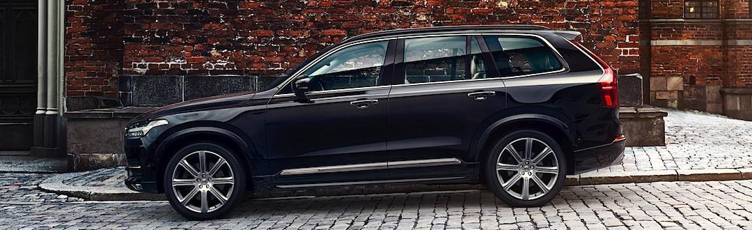 Ska den strama, sparsmakade designen falla expertjuryn på läppen? Eller blir det Citroën Cactus som får flest röster genom att våga vara annorlunda?