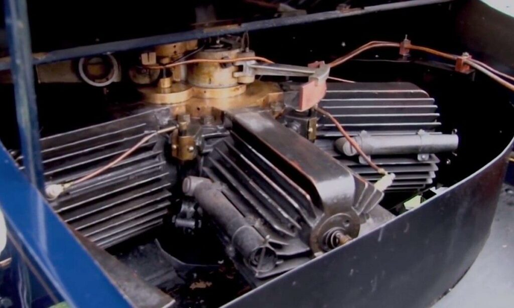 En vintagebils motor (AI text)