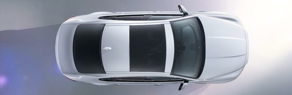 Mer än så här vill inte Jaguar visa av nya XF, andra generationen. Världspremiär blir det i New York, på vårsalongen 1 april.