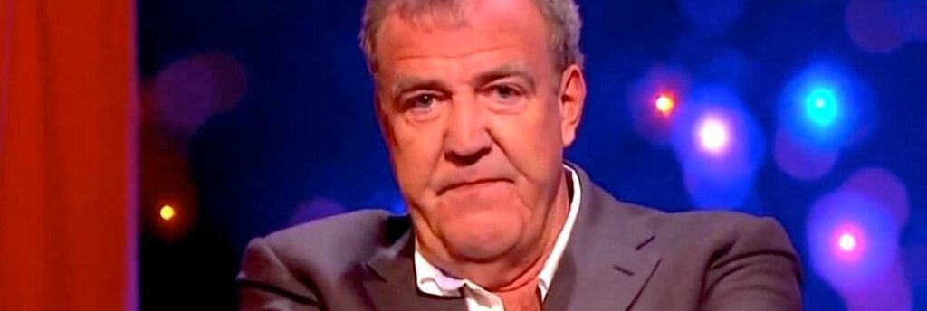 Personen är en tv-värd i TV-programmet med personen (AI text)