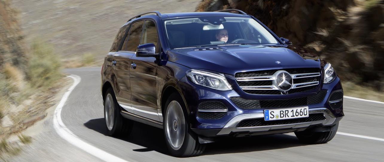 Mercedessuven heter numera GLE och får en hel del uppdateringar jämfört med ML. På insidan får Mercedes GLE ett uppdaterat infotainmentsystem med sjutumsskärm och pekkänsligt kontrollvred.