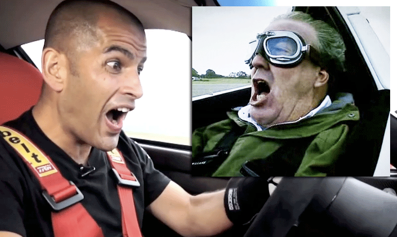 En man i en bil med en (AI text)