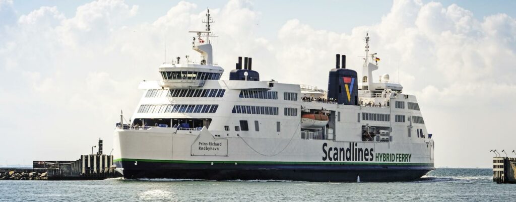 Rederiet som kör färjor mellan Rödby och Puttgarden får snart konkurrens av en 1,8 mil lång tunnel. Foto: News Oresund/Creative Commons/Flickr