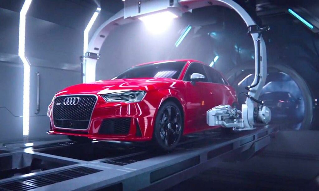 En Audi RS3 parkerad i en futuristisk garagelänga. (AI text)