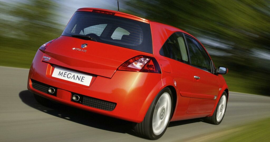 Renault har lärt sig att ett helt nytt och radikalt designspråk drar ned andrahandsvärdet. Därför blir det förmodligen ingen designrevolution när nya Megane visas upp.