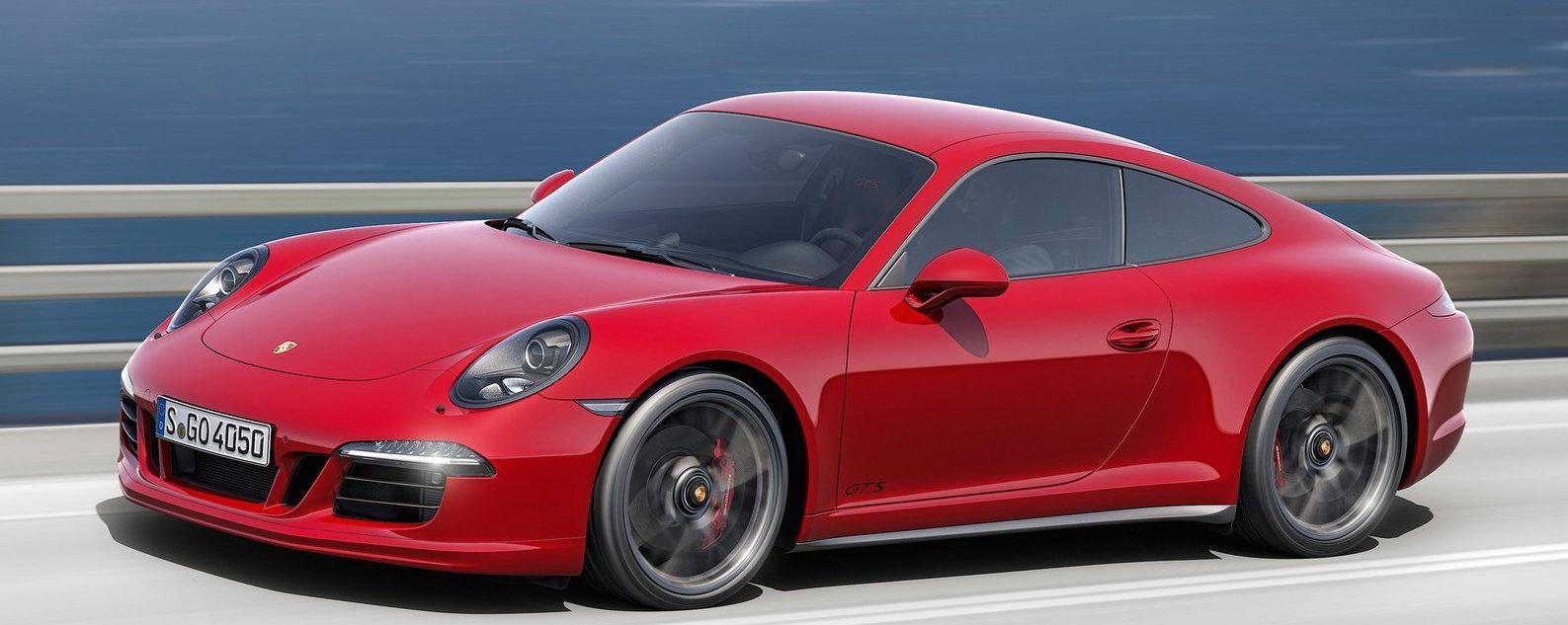 Snart kanske du kan köra en Porsche 911 helt ljudlöst – åtminstone i några mil. Porsche funderar nämligen på att lansera den klassiska sportbilsmodellen som laddhybrid, som går att ladda i ett eluttag.