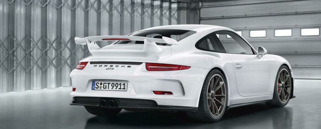 Porsche 911 GT3 och Cayman GT4 kan snart få sällskap av GT5-modeller. Porsche har nämligen patentskyddat namnet GT5, skriver Autocar.