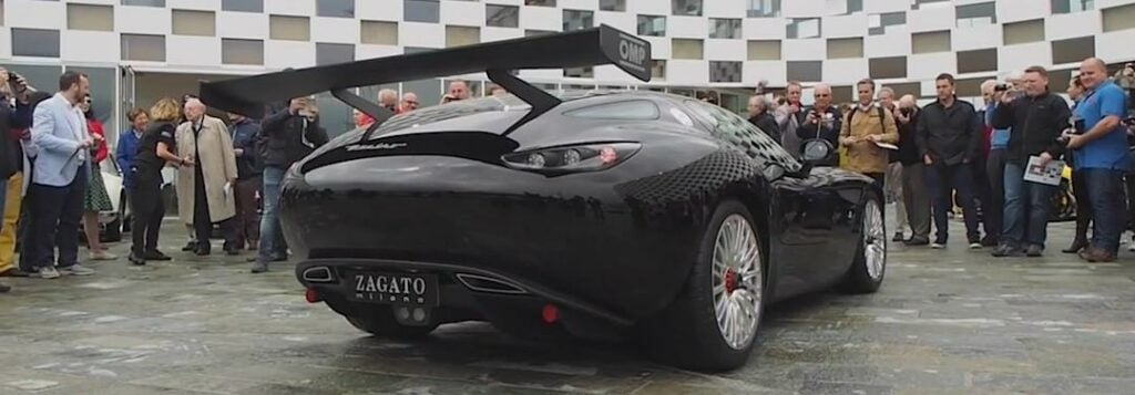 Zagato Mostro är byggd för racebanan och det visar den stora bakvingen med allt tydlighet. Men kanske blir det en gatversion också.