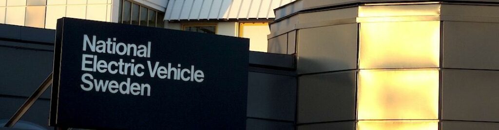 Nevs bjuder på många nyheter, bland annat får man två nya delägare. Men hur går det med varumärket Saab? Och när startar fabriken igen?