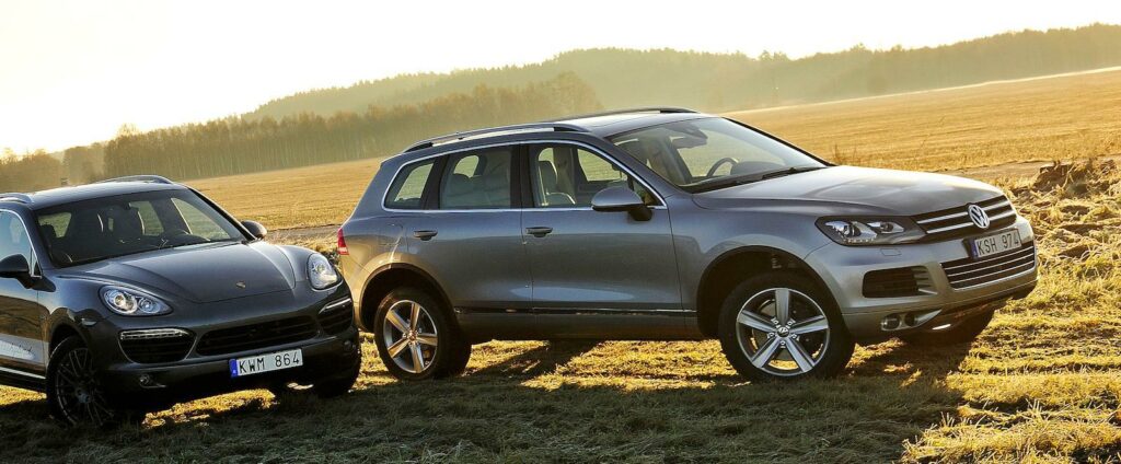 Två versioner av Volkswagen Touareg och den starkare dieselversionen av Porsche Cayenne slutar säljas i Europa.