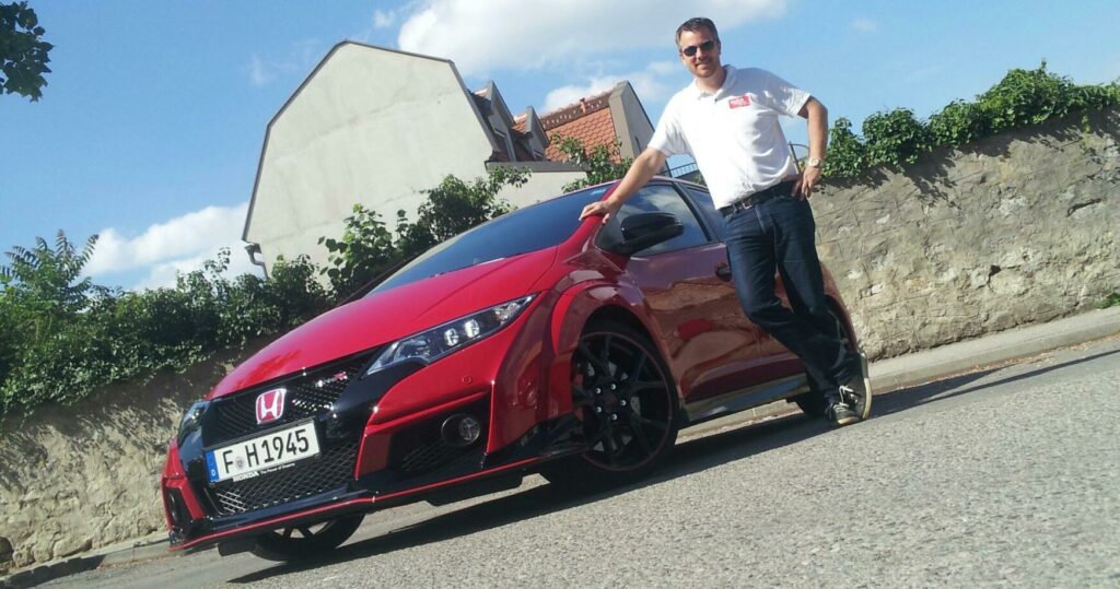 Honda Civic Type R är för tillfället snabbast runt Nürburgring och det är inte så konstigt, med en turbomotor med snabb respons och ett chassi anpassat för bankörning.