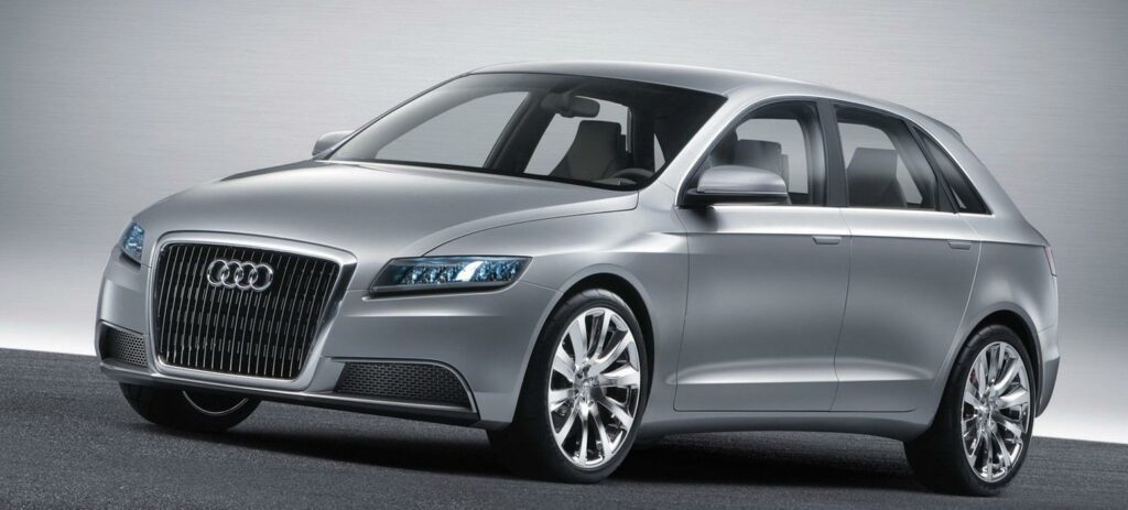 Audi visade en familjebuss som koncept redan 2006 i form av Roadjet. Snart kan den bli verklighet.