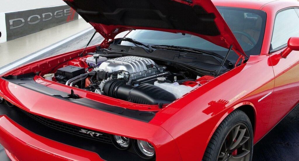 Här under kan det snart sitta en betydligt mindre motor.