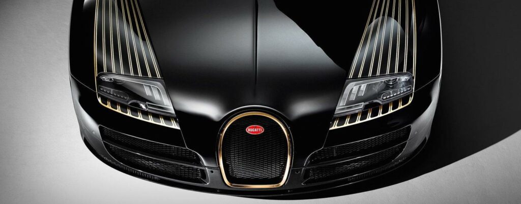 Bugattichefen avslöjar inte så mycket mer än att ersättaren till Veyron blir snabbare än föregångaren. "Eftersom jag testkört flera bilar kan jag säga att den nya modellen blir den bästa supersportbilen på den här planeten, på alla sätt."