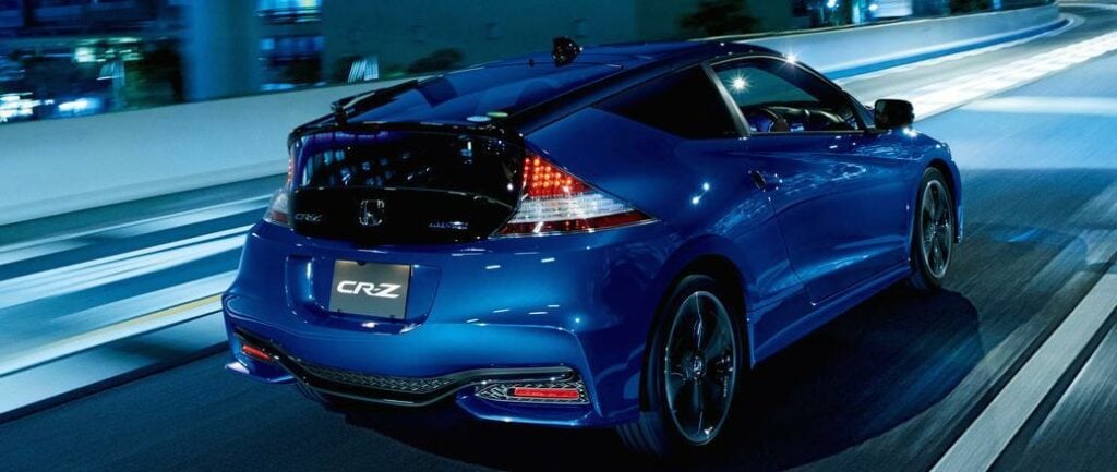 Konstig, och just därför så viktig.