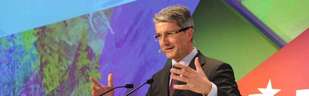 Audichefen Rupert Stadler har press på sig att snabbt bringa klarhet i vad som hände när även V6-motorerna fick avgasfusk.