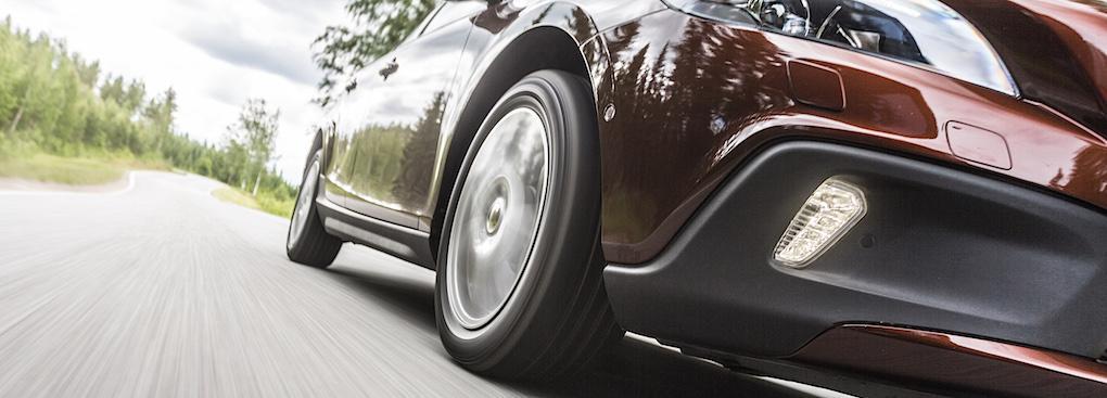 Kanske dags att skifta hjul? Men glöm inte bort dina vinterdäck, med våra tips sparar du både tid och pengar.