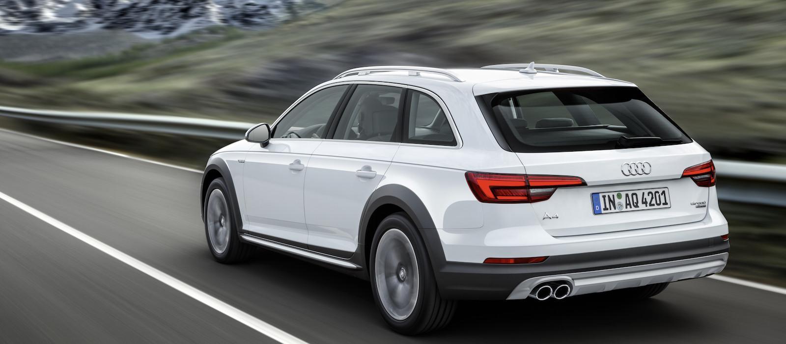 En Audi Q3 kör på en bergsväg. (AI text)