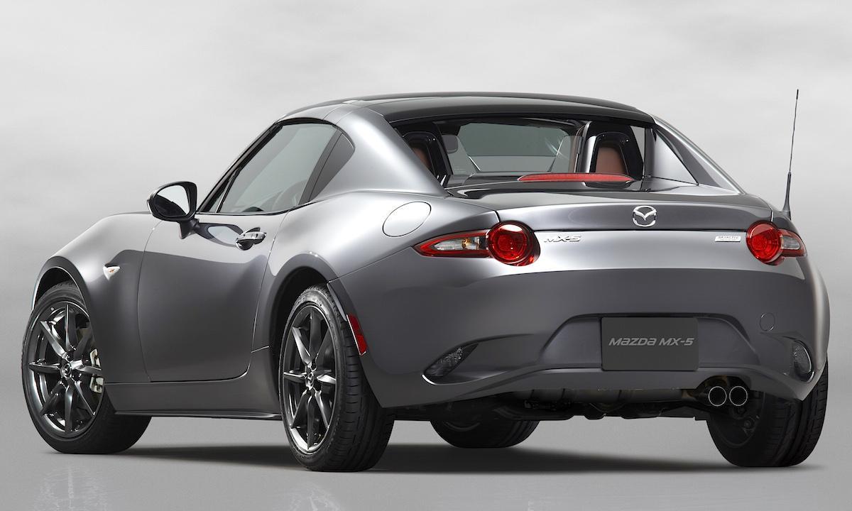 Mazda MX5 är en sportig coupé. (AI text)