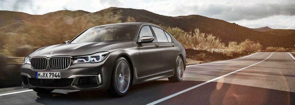 BMW har en ny superdieselversion av 7-serien på gång. Senare dyker dieselmotorn med fyra turbo upp i fler modeller. På bilden BMW M760Li xDrive.