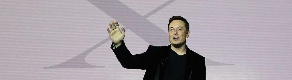 Produktionsstarten av nya Model X har gått trögt och Elon Musk är inte nöjd. Cheferna byts ut.