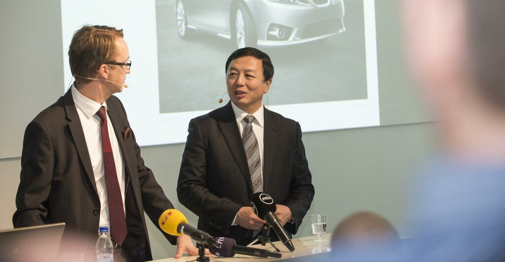 Nevs vd Mattias Bergman och huvudägaren Kai Johan Jiang. Foto: Nevs