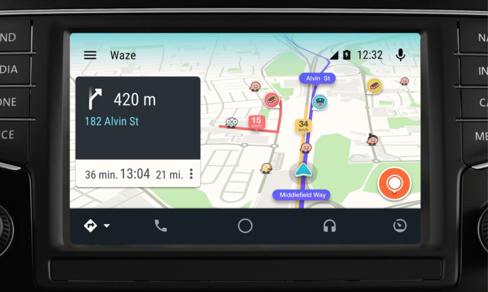 En bil med en GPS-skärm och ett telefon. (AI text)