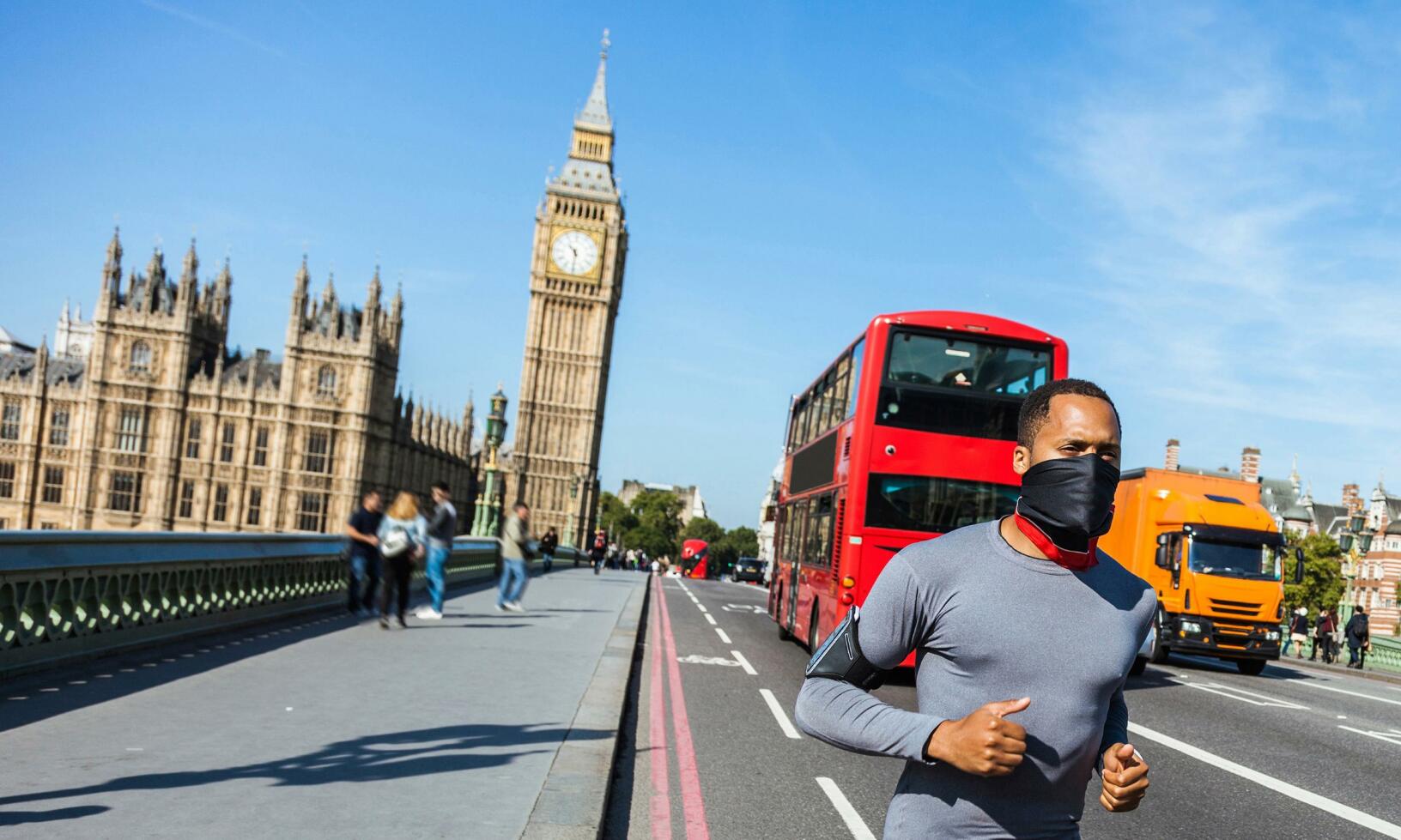 London har fått allt sämre luftkvalitet. EU:s gränsvärden överskrids ofta och löpare/fotgängare/cyklister ses ofta med ansiktsmask. FOTO: Leonardo Patrizi/iStock
