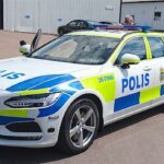 Robin Leiding Lövkvist på Nilsson Special Vehicles har skickat oss de här första bilderna på V90 som polisbil.