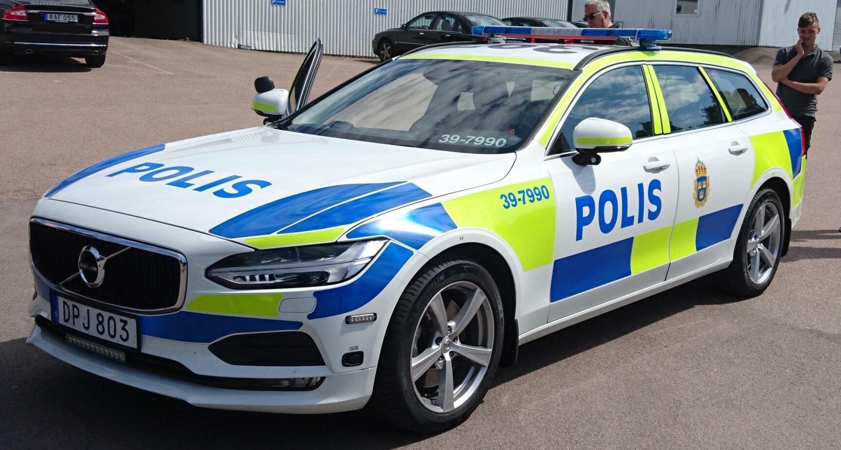 Volvo V90 på besök hos Special Vehicles för en verifiering. Foto: Robin Leiding Lövkvist/Nilsson Special Vehicles