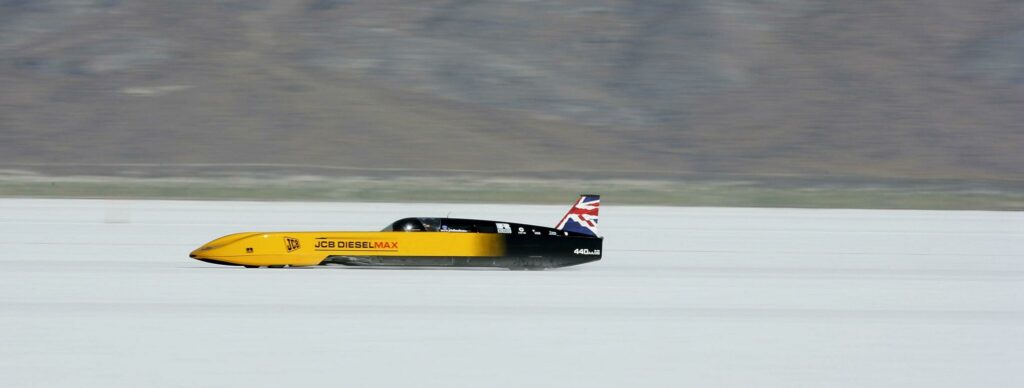 Rekordmannen Andy Green körde den här "bilen" till dieselrekordet 563 km/h år 2006. FOTO: Andrew Ferraro/LAT Photographic
