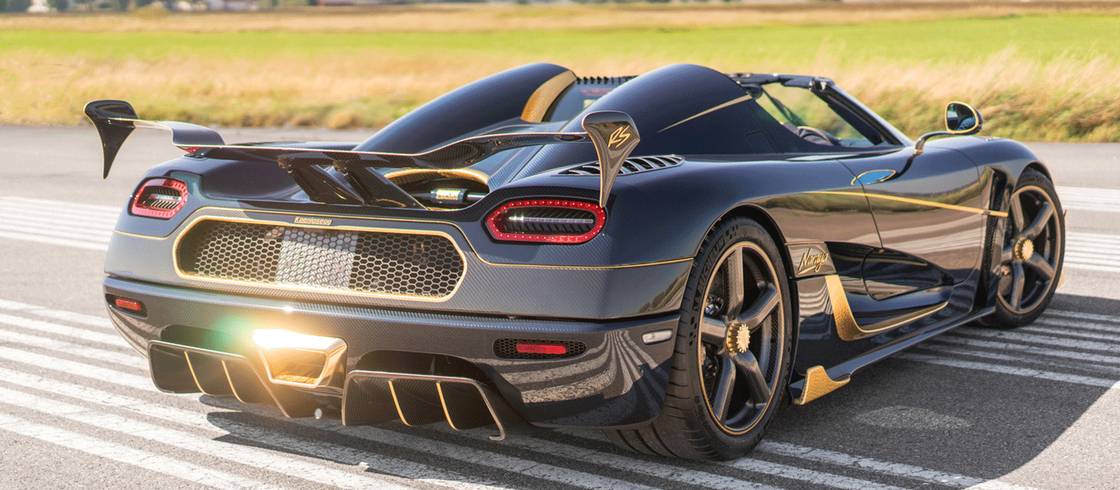 Koenigsegg K1 supersportsbil (AI text)
